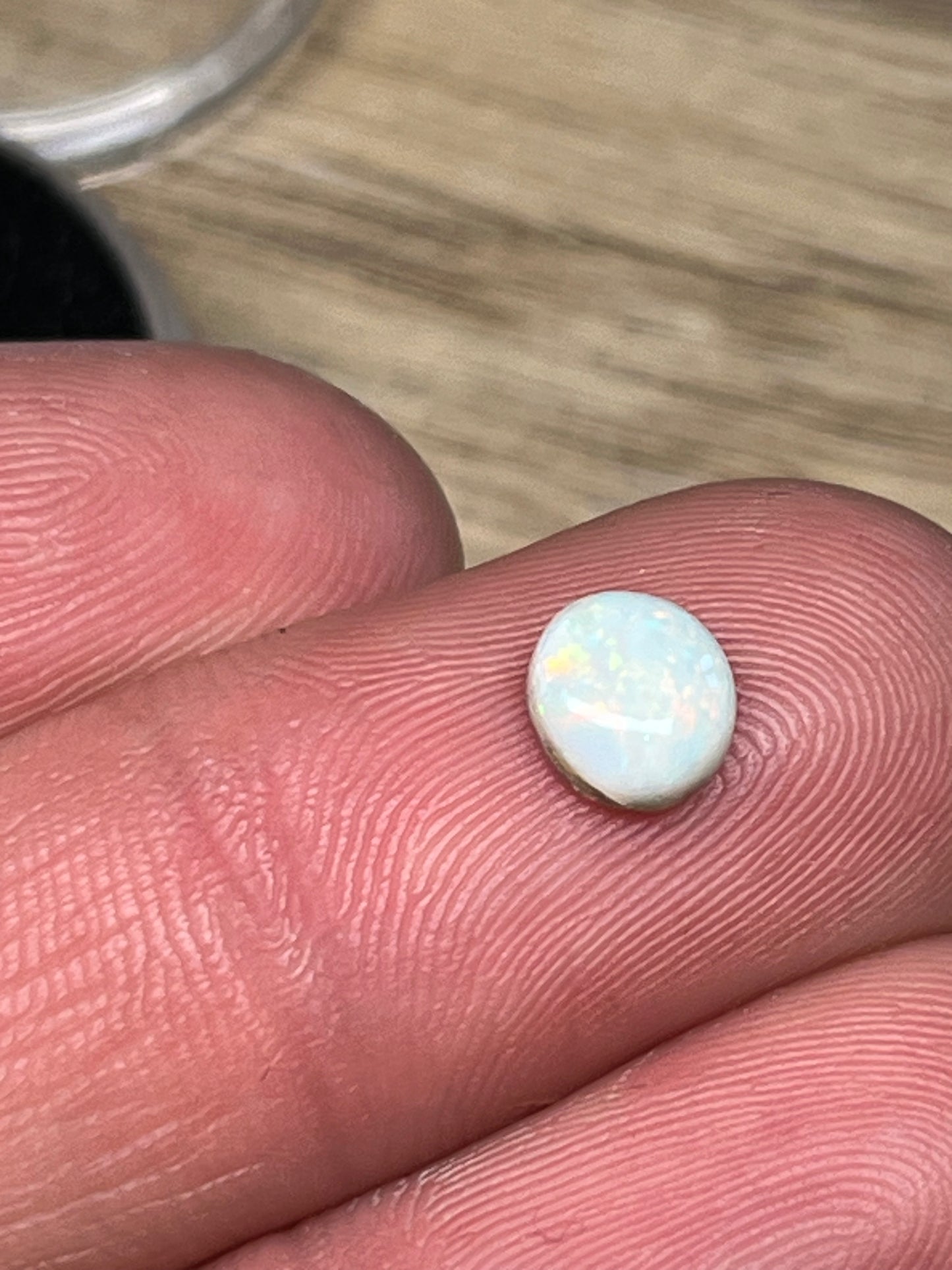 0.85 Coober Pedy opal multicolour