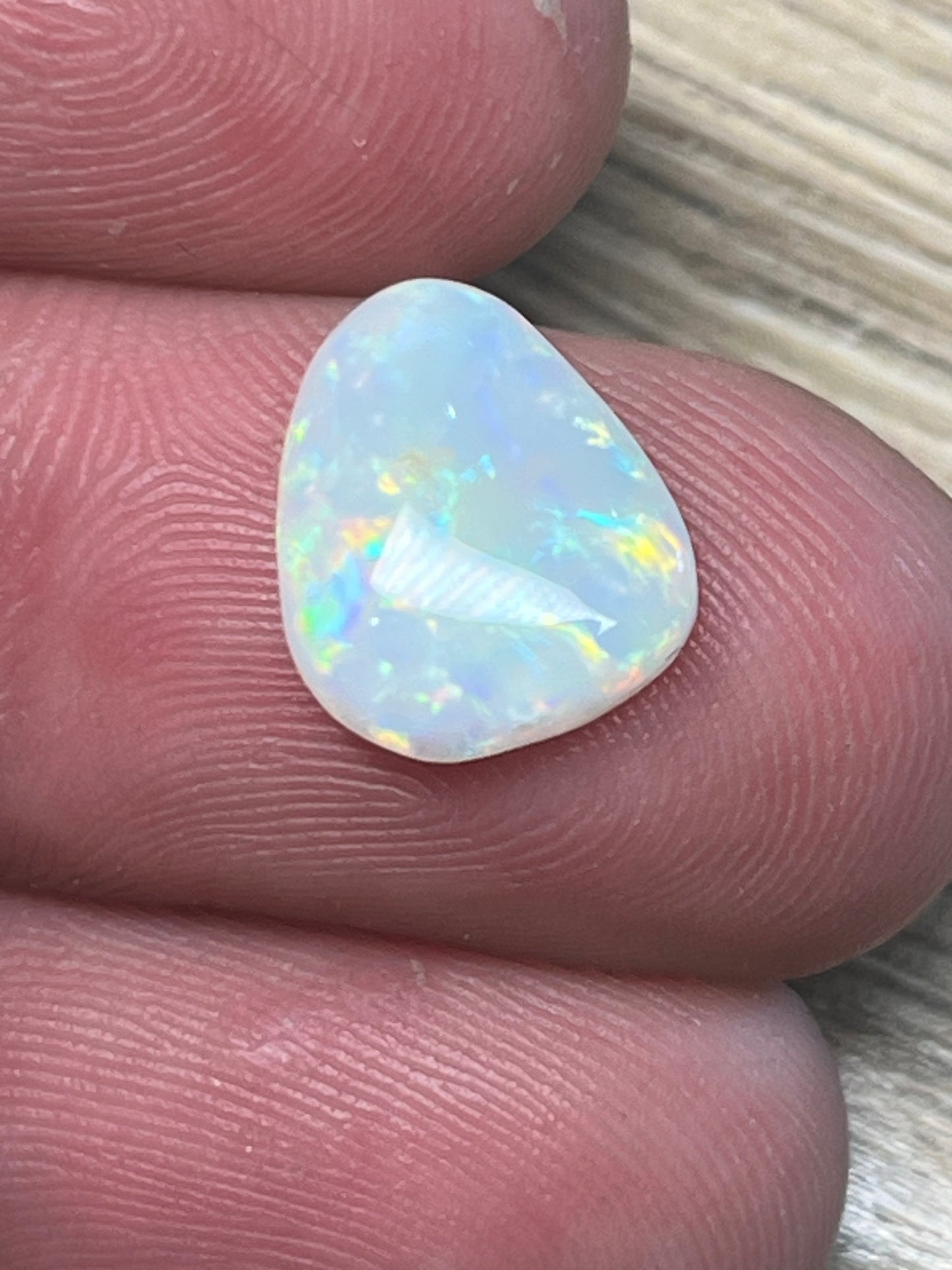 Coober Pedy 2.70ct multicolour