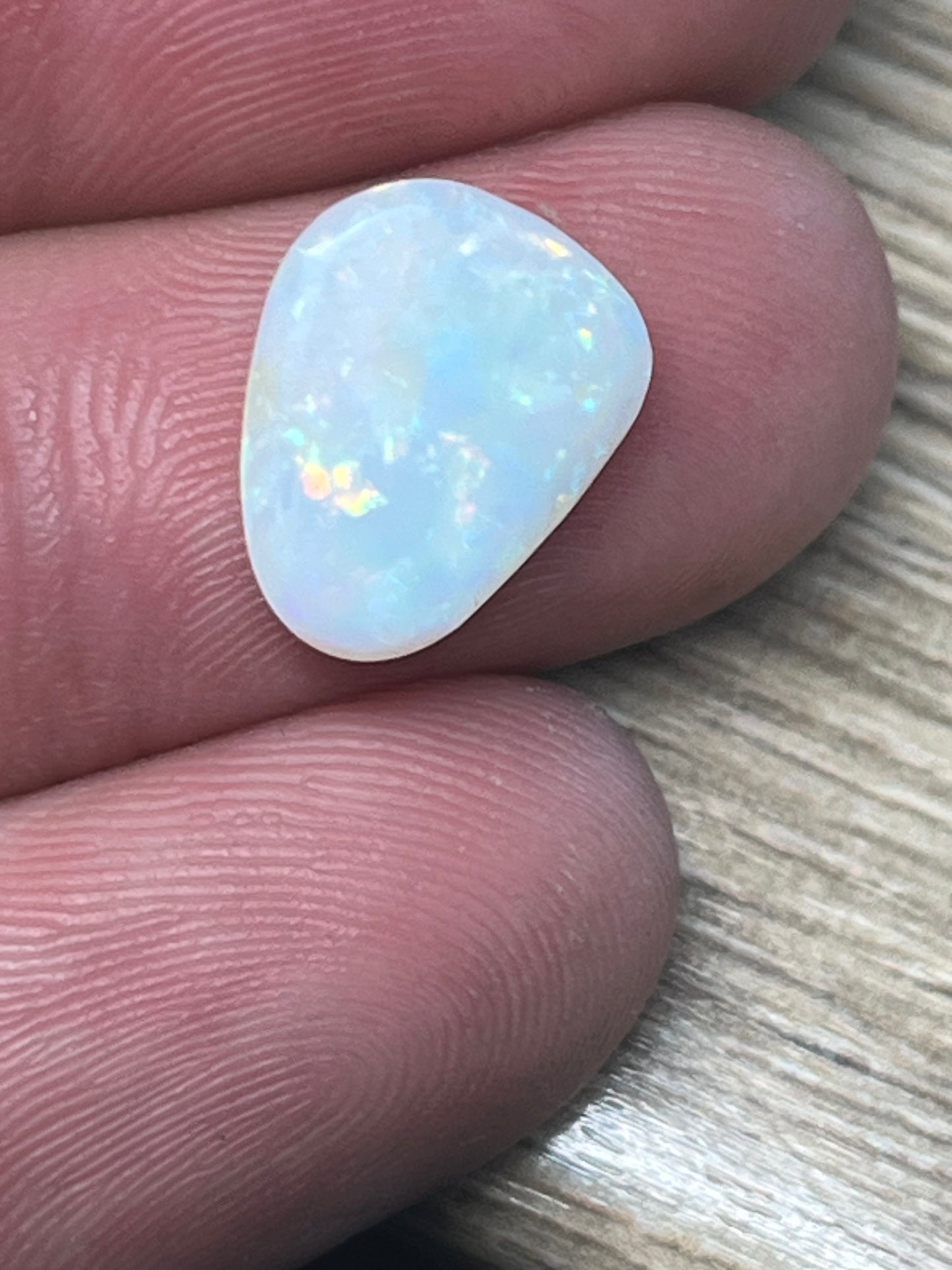 Coober Pedy 2.70ct multicolour